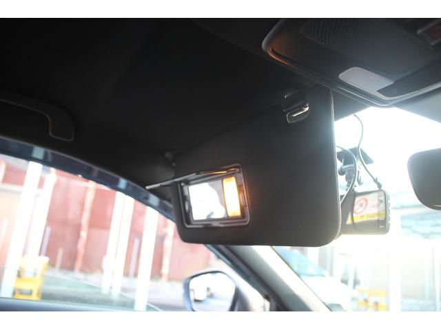 シビック ＲＳ　禁煙車　６ＭＴ　純正９インチナビ　フルセグＴＶ　バックカメラ　ＬＥＤヘッドライト　温熱黒半革　ＥＴＣ２．０　レーダークルーズコントロール　レーンキープアシスト　クリアランスソナー　ブラインドスポット（69枚目）