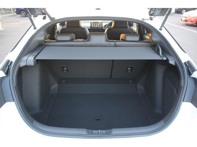 シビック ＲＳ　禁煙車　６ＭＴ　純正９インチナビ　フルセグＴＶ　バックカメラ　ＬＥＤヘッドライト　温熱黒半革　ＥＴＣ２．０　レーダークルーズコントロール　レーンキープアシスト　クリアランスソナー　ブラインドスポット（72枚目）