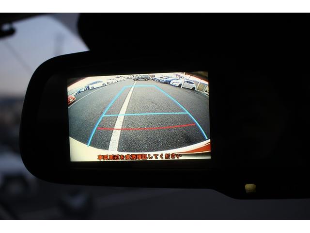 ハイエースバン 後期型 禁煙車 ストラーダナビ フルセグTV バックカメラ ハーフブラックレザーシート プリクラッシュセーフティー ETC スマートキープッシュスタート レーンキープアシスト 100V充電(3枚目)