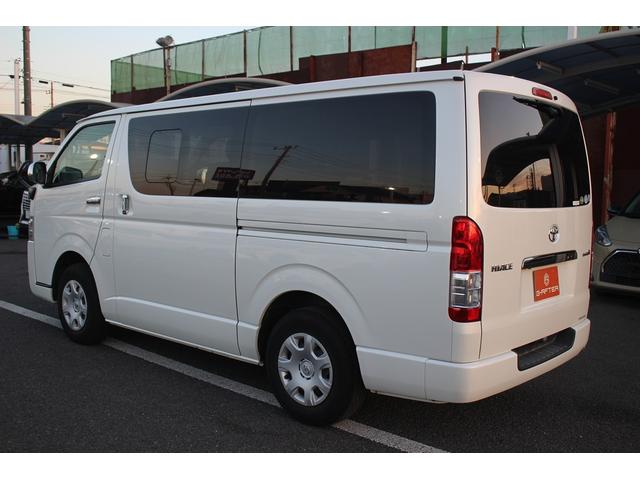 ハイエースバン 後期型 禁煙車 ストラーダナビ フルセグTV バックカメラ ハーフブラックレザーシート プリクラッシュセーフティー ETC スマートキープッシュスタート レーンキープアシスト 100V充電(13枚目)