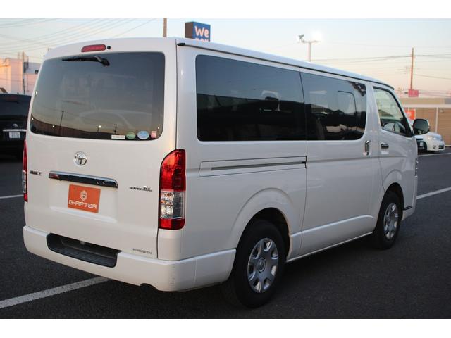 ハイエースバン 後期型 禁煙車 ストラーダナビ フルセグTV バックカメラ ハーフブラックレザーシート プリクラッシュセーフティー ETC スマートキープッシュスタート レーンキープアシスト 100V充電(15枚目)