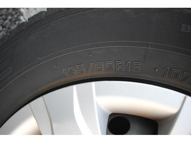 ハイエースバン 後期型 禁煙車 ストラーダナビ フルセグTV バックカメラ ハーフブラックレザーシート プリクラッシュセーフティー ETC スマートキープッシュスタート レーンキープアシスト 100V充電(22枚目)