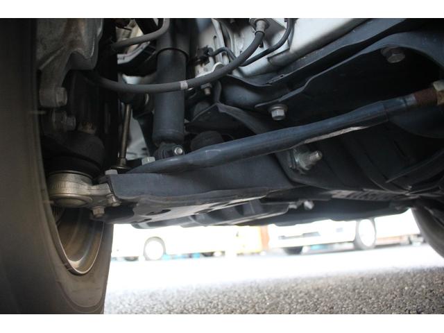 ハイエースバン 後期型 禁煙車 ストラーダナビ フルセグTV バックカメラ ハーフブラックレザーシート プリクラッシュセーフティー ETC スマートキープッシュスタート レーンキープアシスト 100V充電(35枚目)