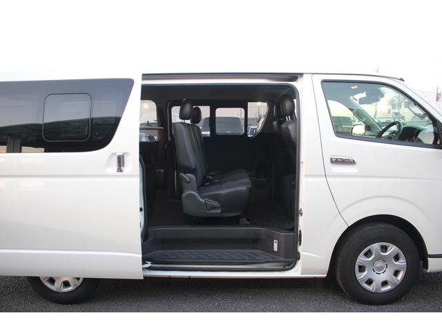 ハイエースバン 後期型 禁煙車 ストラーダナビ フルセグTV バックカメラ ハーフブラックレザーシート プリクラッシュセーフティー ETC スマートキープッシュスタート レーンキープアシスト 100V充電(39枚目)