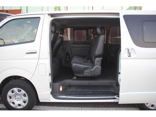 ハイエースバン 後期型 禁煙車 ストラーダナビ フルセグTV バックカメラ ハーフブラックレザーシート プリクラッシュセーフティー ETC スマートキープッシュスタート レーンキープアシスト 100V充電(41枚目)