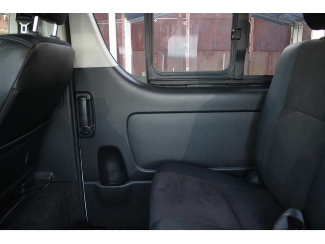 ハイエースバン 後期型 禁煙車 ストラーダナビ フルセグTV バックカメラ ハーフブラックレザーシート プリクラッシュセーフティー ETC スマートキープッシュスタート レーンキープアシスト 100V充電(42枚目)