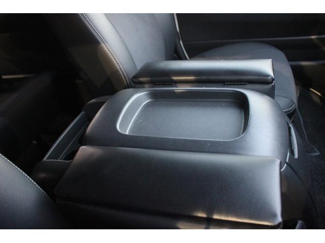 ハイエースバン 後期型 禁煙車 ストラーダナビ フルセグTV バックカメラ ハーフブラックレザーシート プリクラッシュセーフティー ETC スマートキープッシュスタート レーンキープアシスト 100V充電(66枚目)