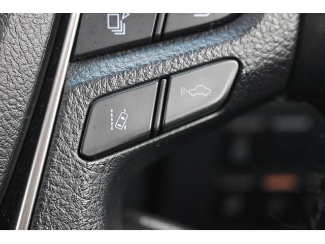 アルファードハイブリッド エグゼクティブラウンジＳ　後期型　純正１０．５型ナビ　フルセグＴＶ　ＪＢＬサウンドシステム　サンルーフ　後席モニター　レーダークルーズコントロール　ＥＴＣ２．０　全周囲カメラ　純正１７インチアルミホイール　黒革シート（7枚目）