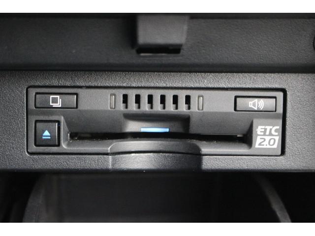 アルファードハイブリッド エグゼクティブラウンジＳ　後期型　純正１０．５型ナビ　フルセグＴＶ　ＪＢＬサウンドシステム　サンルーフ　後席モニター　レーダークルーズコントロール　ＥＴＣ２．０　全周囲カメラ　純正１７インチアルミホイール　黒革シート（11枚目）