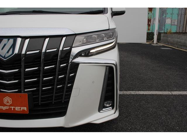 アルファードハイブリッド エグゼクティブラウンジＳ　後期型　純正１０．５型ナビ　フルセグＴＶ　ＪＢＬサウンドシステム　サンルーフ　後席モニター　レーダークルーズコントロール　ＥＴＣ２．０　全周囲カメラ　純正１７インチアルミホイール　黒革シート（25枚目）