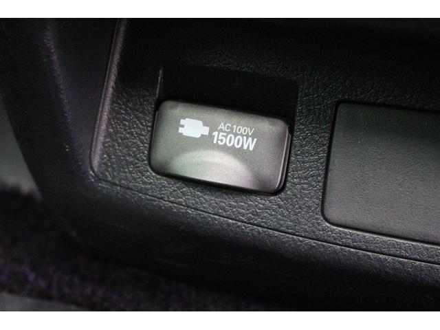 アルファードハイブリッド エグゼクティブラウンジＳ　後期型　純正１０．５型ナビ　フルセグＴＶ　ＪＢＬサウンドシステム　サンルーフ　後席モニター　レーダークルーズコントロール　ＥＴＣ２．０　全周囲カメラ　純正１７インチアルミホイール　黒革シート（68枚目）