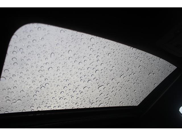 ＥＳ ＥＳ３００ｈ　Ｆスポーツ　後期型　禁煙車　サンルーフ　純正１２型ナビ　フルセグＴＶ　全周囲カメラ　温冷赤革　１オーナー　電動リアゲート　ＥＴＣ２．０　レーダークルーズコントロール　レーンキープアシスト　３眼ＬＥＤヘッドライト（3枚目）