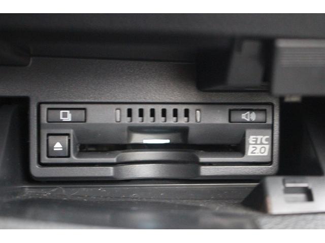 ＥＳ ＥＳ３００ｈ　Ｆスポーツ　後期型　禁煙車　サンルーフ　純正１２型ナビ　フルセグＴＶ　全周囲カメラ　温冷赤革　１オーナー　電動リアゲート　ＥＴＣ２．０　レーダークルーズコントロール　レーンキープアシスト　３眼ＬＥＤヘッドライト（9枚目）