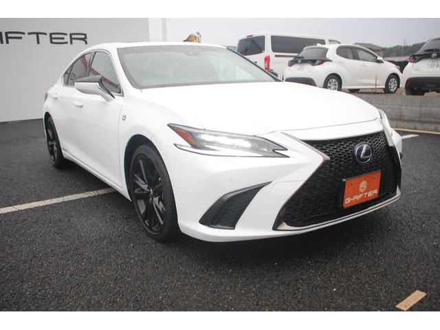 ＥＳ ＥＳ３００ｈ　Ｆスポーツ　後期型　禁煙車　サンルーフ　純正１２型ナビ　フルセグＴＶ　全周囲カメラ　温冷赤革　１オーナー　電動リアゲート　ＥＴＣ２．０　レーダークルーズコントロール　レーンキープアシスト　３眼ＬＥＤヘッドライト（10枚目）