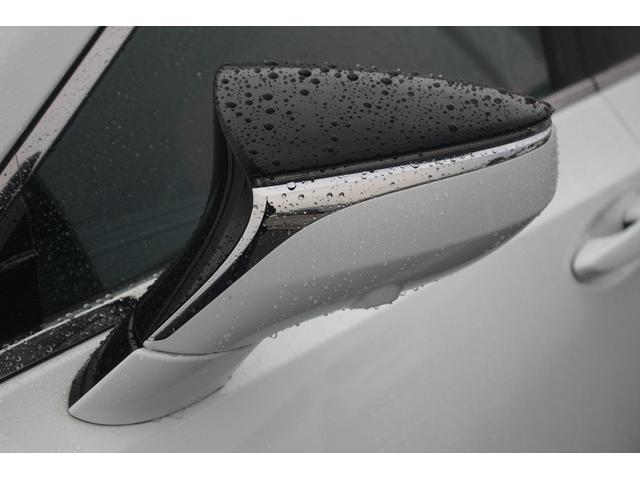 ＥＳ ＥＳ３００ｈ　Ｆスポーツ　後期型　禁煙車　サンルーフ　純正１２型ナビ　フルセグＴＶ　全周囲カメラ　温冷赤革　１オーナー　電動リアゲート　ＥＴＣ２．０　レーダークルーズコントロール　レーンキープアシスト　３眼ＬＥＤヘッドライト（25枚目）