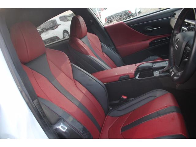 ＥＳ ＥＳ３００ｈ　Ｆスポーツ　後期型　禁煙車　サンルーフ　純正１２型ナビ　フルセグＴＶ　全周囲カメラ　温冷赤革　１オーナー　電動リアゲート　ＥＴＣ２．０　レーダークルーズコントロール　レーンキープアシスト　３眼ＬＥＤヘッドライト（33枚目）