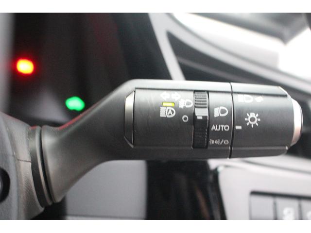 ＥＳ ＥＳ３００ｈ　Ｆスポーツ　後期型　禁煙車　サンルーフ　純正１２型ナビ　フルセグＴＶ　全周囲カメラ　温冷赤革　１オーナー　電動リアゲート　ＥＴＣ２．０　レーダークルーズコントロール　レーンキープアシスト　３眼ＬＥＤヘッドライト（56枚目）