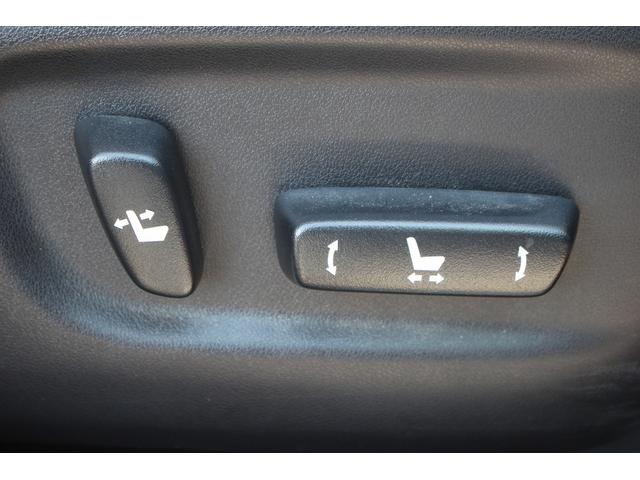 ＮＸ ＮＸ３００ｈ　バージョンＬ　禁煙車　１オーナー　純正１０．３インチナビ　フルセグＴＶ　全周囲カメラ　白革シート　電動リアゲート　レーダークルーズコントロール　ＥＴＣ２．０　ＬＥＤヘッドライト　オプション１８インチアルミホイール（7枚目）