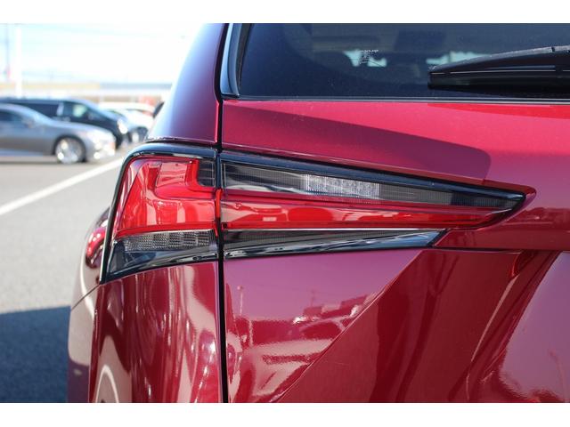 ＮＸ ＮＸ３００ｈ　バージョンＬ　禁煙車　１オーナー　純正１０．３インチナビ　フルセグＴＶ　全周囲カメラ　白革シート　電動リアゲート　レーダークルーズコントロール　ＥＴＣ２．０　ＬＥＤヘッドライト　オプション１８インチアルミホイール（26枚目）