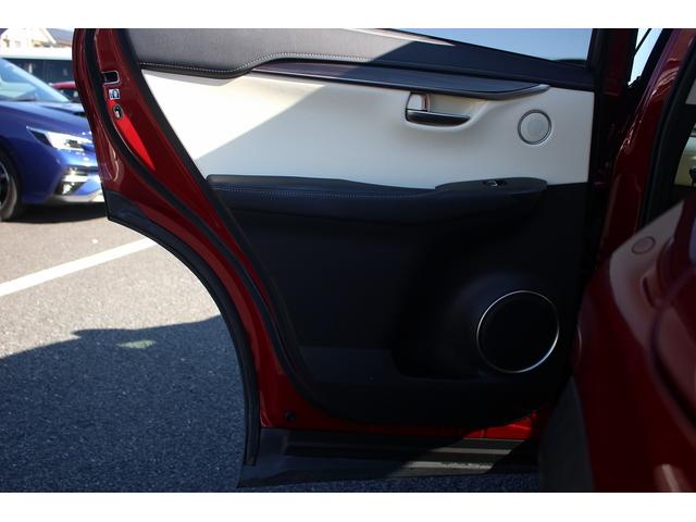 ＮＸ ＮＸ３００ｈ　バージョンＬ　禁煙車　１オーナー　純正１０．３インチナビ　フルセグＴＶ　全周囲カメラ　白革シート　電動リアゲート　レーダークルーズコントロール　ＥＴＣ２．０　ＬＥＤヘッドライト　オプション１８インチアルミホイール（34枚目）