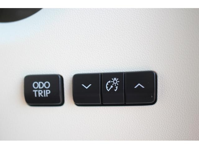 ＮＸ ＮＸ３００ｈ　バージョンＬ　禁煙車　１オーナー　純正１０．３インチナビ　フルセグＴＶ　全周囲カメラ　白革シート　電動リアゲート　レーダークルーズコントロール　ＥＴＣ２．０　ＬＥＤヘッドライト　オプション１８インチアルミホイール（44枚目）