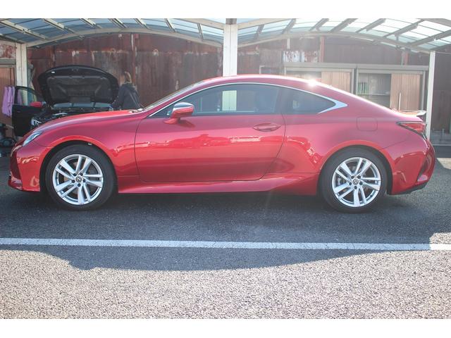 ＲＣ ＲＣ３００ｈ　禁煙車　純正１０．２５インチナビ　フルセグＴＶ　プレミアムサウンドシステム　バックカメラ　黒革シート　レーダークルーズコントロール　ＥＴＣ２．０　シートヒーター　純正１８インチアルミホイール（10枚目）