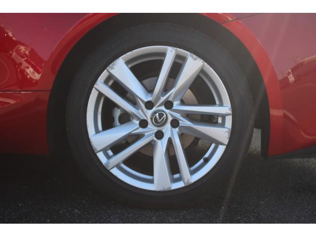 ＲＣ ＲＣ３００ｈ　禁煙車　純正１０．２５インチナビ　フルセグＴＶ　プレミアムサウンドシステム　バックカメラ　黒革シート　レーダークルーズコントロール　ＥＴＣ２．０　シートヒーター　純正１８インチアルミホイール（17枚目）