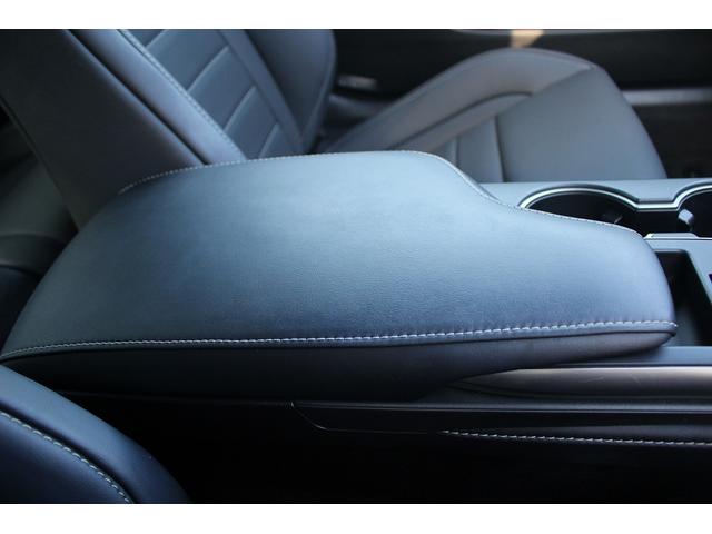 ＲＣ ＲＣ３００ｈ　禁煙車　純正１０．２５インチナビ　フルセグＴＶ　プレミアムサウンドシステム　バックカメラ　黒革シート　レーダークルーズコントロール　ＥＴＣ２．０　シートヒーター　純正１８インチアルミホイール（56枚目）