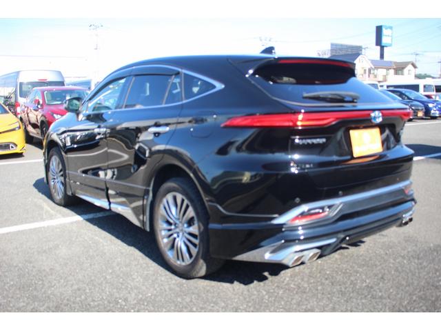 ハリアーハイブリッド Ｚ　後期型　モデリスタフルエアロ　フルセグＴＶ　全周囲カメラ　電動リアゲート　ＪＢＬサウンド　デジタルインナーミラー　ＥＴＣ２．０　パワーシート　レーダークルーズコントロール　レーンキープアシスト（13枚目）