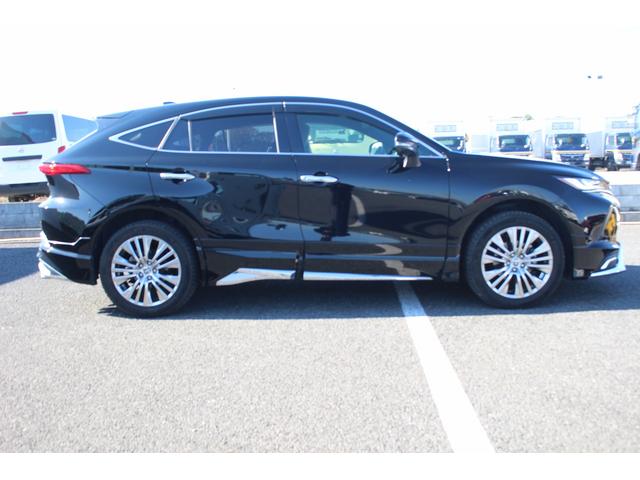 ハリアーハイブリッド Ｚ　後期型　モデリスタフルエアロ　フルセグＴＶ　全周囲カメラ　電動リアゲート　ＪＢＬサウンド　デジタルインナーミラー　ＥＴＣ２．０　パワーシート　レーダークルーズコントロール　レーンキープアシスト（16枚目）