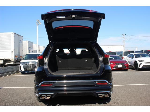 ハリアーハイブリッド Ｚ　後期型　モデリスタフルエアロ　フルセグＴＶ　全周囲カメラ　電動リアゲート　ＪＢＬサウンド　デジタルインナーミラー　ＥＴＣ２．０　パワーシート　レーダークルーズコントロール　レーンキープアシスト（64枚目）