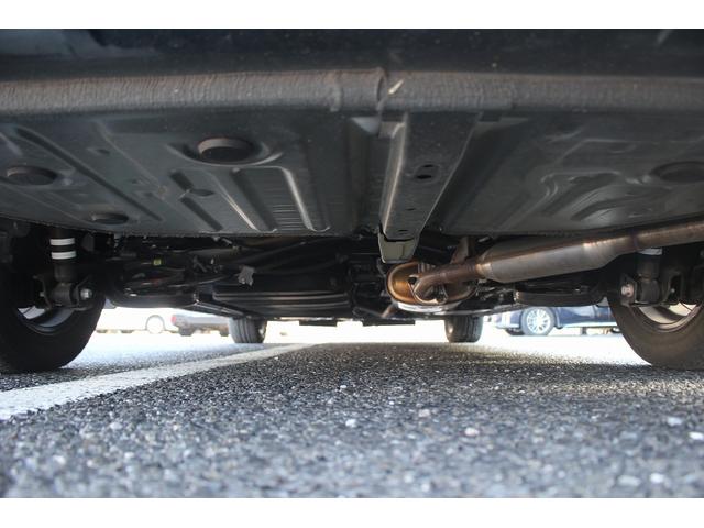 ヴォクシー ハイブリッドＺＳ　煌ＩＩＩ　後期型　禁煙車　純正８インチナビ　フルセグＴＶ　バックカメラ　両側電動スライドドア　ＬＥＤヘッドライト　ＥＴＣ２．０　シートヒーター　クリアランスソナー　純正１６インチアルミホイール　オートクルコン（30枚目）