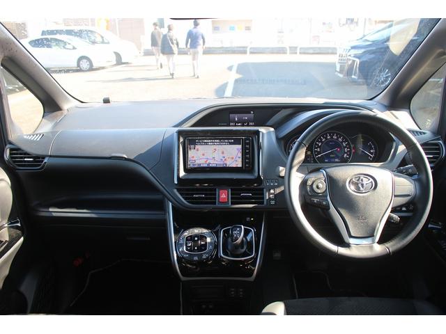 ヴォクシー ハイブリッドＺＳ　煌ＩＩＩ　後期型　禁煙車　純正８インチナビ　フルセグＴＶ　バックカメラ　両側電動スライドドア　ＬＥＤヘッドライト　ＥＴＣ２．０　シートヒーター　クリアランスソナー　純正１６インチアルミホイール　オートクルコン（46枚目）