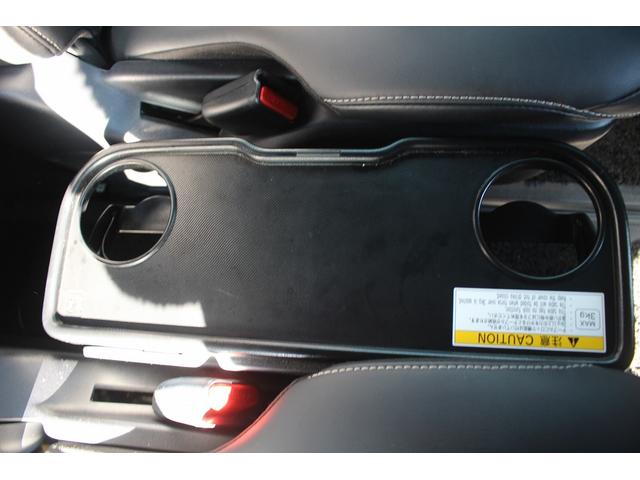 ヴォクシー ハイブリッドＺＳ　煌ＩＩＩ　後期型　禁煙車　純正８インチナビ　フルセグＴＶ　バックカメラ　両側電動スライドドア　ＬＥＤヘッドライト　ＥＴＣ２．０　シートヒーター　クリアランスソナー　純正１６インチアルミホイール　オートクルコン（61枚目）