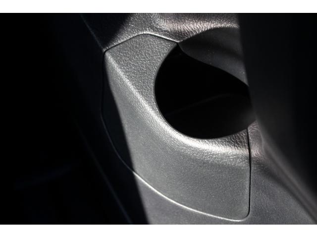 ヴォクシー ハイブリッドＺＳ　煌ＩＩＩ　後期型　禁煙車　純正８インチナビ　フルセグＴＶ　バックカメラ　両側電動スライドドア　ＬＥＤヘッドライト　ＥＴＣ２．０　シートヒーター　クリアランスソナー　純正１６インチアルミホイール　オートクルコン（63枚目）