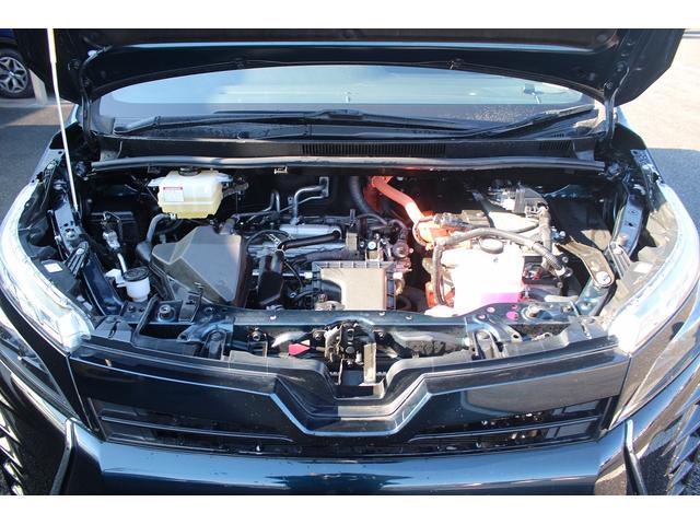 ヴォクシー ハイブリッドＺＳ　煌ＩＩＩ　後期型　禁煙車　純正８インチナビ　フルセグＴＶ　バックカメラ　両側電動スライドドア　ＬＥＤヘッドライト　ＥＴＣ２．０　シートヒーター　クリアランスソナー　純正１６インチアルミホイール　オートクルコン（71枚目）