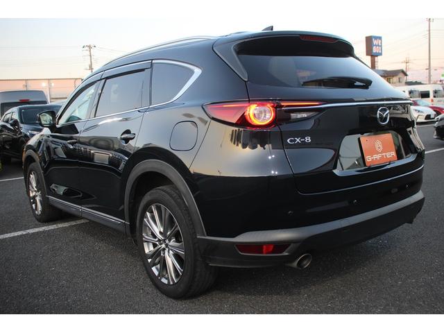 ＣＸ－８ ＸＤ　エクスクルーシブモード　禁煙車　純正１０．２５インチナビ　フルセグＴＶ　白革シート　ＡＬＰＩＮＥ後席モニター　全周囲カメラ　レーダークルーズコントロール　ＥＴＣ　シートヒーター　シートエアコン　ＬＥＤヘッドライト（11枚目）