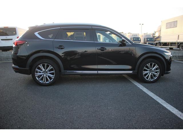 ＣＸ－８ ＸＤ　エクスクルーシブモード　禁煙車　純正１０．２５インチナビ　フルセグＴＶ　白革シート　ＡＬＰＩＮＥ後席モニター　全周囲カメラ　レーダークルーズコントロール　ＥＴＣ　シートヒーター　シートエアコン　ＬＥＤヘッドライト（14枚目）