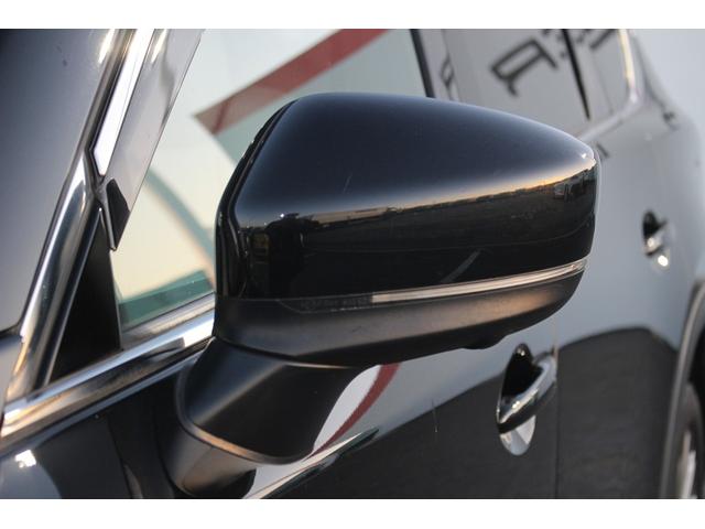 ＣＸ－８ ＸＤ　エクスクルーシブモード　禁煙車　純正１０．２５インチナビ　フルセグＴＶ　白革シート　ＡＬＰＩＮＥ後席モニター　全周囲カメラ　レーダークルーズコントロール　ＥＴＣ　シートヒーター　シートエアコン　ＬＥＤヘッドライト（22枚目）