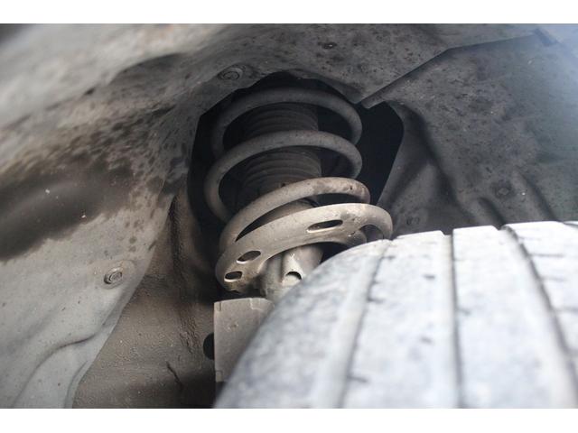 ＣＸ－８ ＸＤ　エクスクルーシブモード　禁煙車　純正１０．２５インチナビ　フルセグＴＶ　白革シート　ＡＬＰＩＮＥ後席モニター　全周囲カメラ　レーダークルーズコントロール　ＥＴＣ　シートヒーター　シートエアコン　ＬＥＤヘッドライト（26枚目）