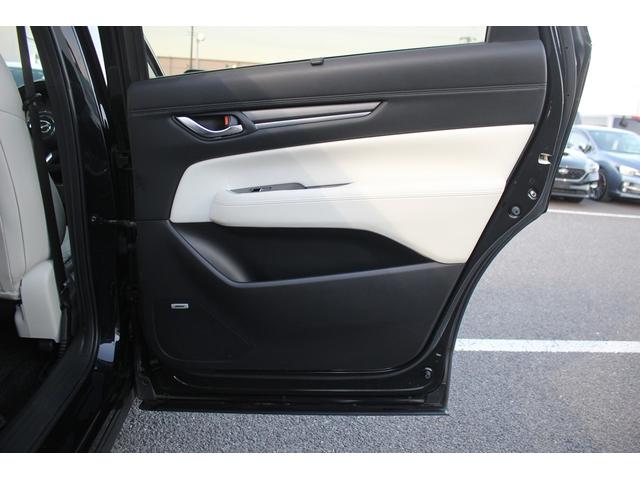 ＣＸ－８ ＸＤ　エクスクルーシブモード　禁煙車　純正１０．２５インチナビ　フルセグＴＶ　白革シート　ＡＬＰＩＮＥ後席モニター　全周囲カメラ　レーダークルーズコントロール　ＥＴＣ　シートヒーター　シートエアコン　ＬＥＤヘッドライト（31枚目）