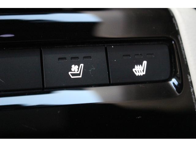 ＣＸ－８ ＸＤ　エクスクルーシブモード　禁煙車　純正１０．２５インチナビ　フルセグＴＶ　白革シート　ＡＬＰＩＮＥ後席モニター　全周囲カメラ　レーダークルーズコントロール　ＥＴＣ　シートヒーター　シートエアコン　ＬＥＤヘッドライト（63枚目）