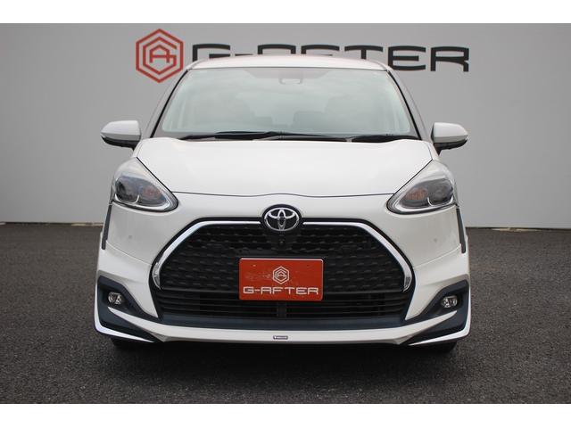 シエンタ Ｇ　クエロ　禁煙車　モデリスタエアロ　９インチナビ　フルセグＴＶ　全周囲カメラ　ＬＥＤヘッドライト　クリアランスソナー　ＥＴＣ　スマートキー　ウォークスルー　衝突被害軽減システム　両側電動スライドドア（8枚目）