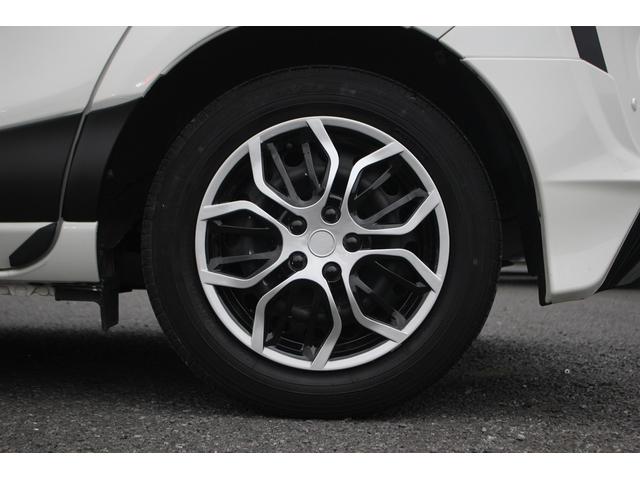 シエンタ Ｇ　クエロ　禁煙車　モデリスタエアロ　９インチナビ　フルセグＴＶ　全周囲カメラ　ＬＥＤヘッドライト　クリアランスソナー　ＥＴＣ　スマートキー　ウォークスルー　衝突被害軽減システム　両側電動スライドドア（18枚目）