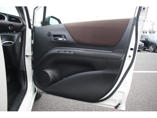 シエンタ Ｇ　クエロ　禁煙車　モデリスタエアロ　９インチナビ　フルセグＴＶ　全周囲カメラ　ＬＥＤヘッドライト　クリアランスソナー　ＥＴＣ　スマートキー　ウォークスルー　衝突被害軽減システム　両側電動スライドドア（37枚目）