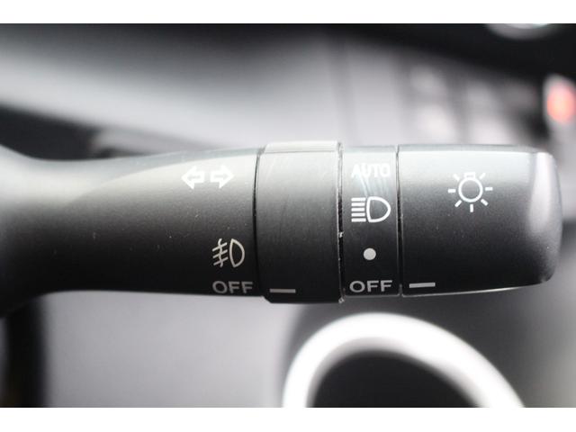 シエンタ Ｇ　クエロ　禁煙車　モデリスタエアロ　９インチナビ　フルセグＴＶ　全周囲カメラ　ＬＥＤヘッドライト　クリアランスソナー　ＥＴＣ　スマートキー　ウォークスルー　衝突被害軽減システム　両側電動スライドドア（57枚目）