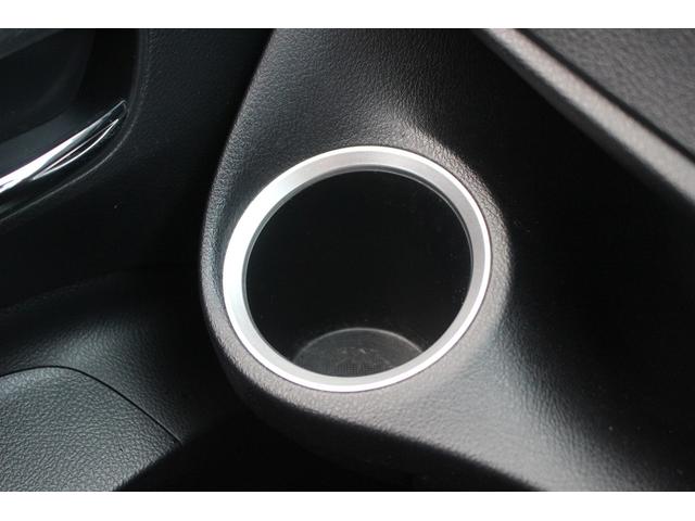 シエンタ Ｇ　クエロ　禁煙車　モデリスタエアロ　９インチナビ　フルセグＴＶ　全周囲カメラ　ＬＥＤヘッドライト　クリアランスソナー　ＥＴＣ　スマートキー　ウォークスルー　衝突被害軽減システム　両側電動スライドドア（68枚目）