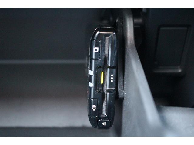 ＧＲ８６ ＳＺ　禁煙車　６ＭＴ　純正９インチナビ　フルセグＴＶ　バックカメラ　ＥＮＫＥＩ１８インチアルミホイール　ＬＥＤヘッドライト　ＥＴＣ　クルーズコントロール　Ｂｌｕｅｔｏｏｔｈ接続　スマートキー（6枚目）