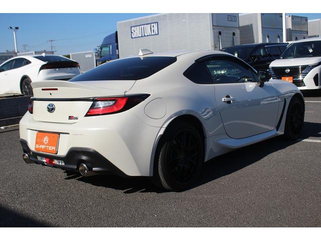 ＧＲ８６ ＳＺ　禁煙車　６ＭＴ　純正９インチナビ　フルセグＴＶ　バックカメラ　ＥＮＫＥＩ１８インチアルミホイール　ＬＥＤヘッドライト　ＥＴＣ　クルーズコントロール　Ｂｌｕｅｔｏｏｔｈ接続　スマートキー（13枚目）