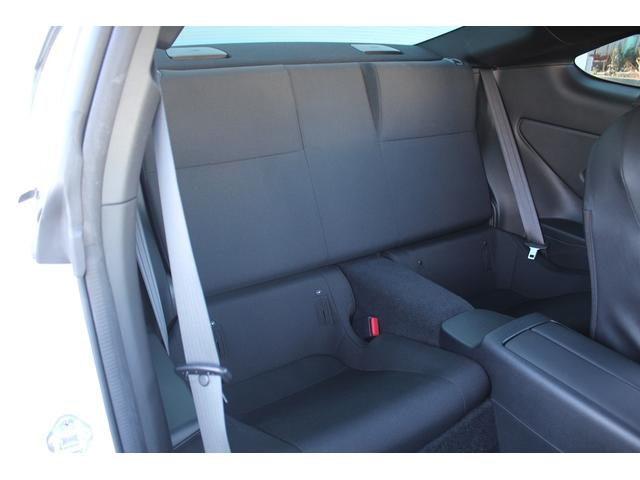 ＧＲ８６ ＳＺ　禁煙車　６ＭＴ　純正９インチナビ　フルセグＴＶ　バックカメラ　ＥＮＫＥＩ１８インチアルミホイール　ＬＥＤヘッドライト　ＥＴＣ　クルーズコントロール　Ｂｌｕｅｔｏｏｔｈ接続　スマートキー（38枚目）